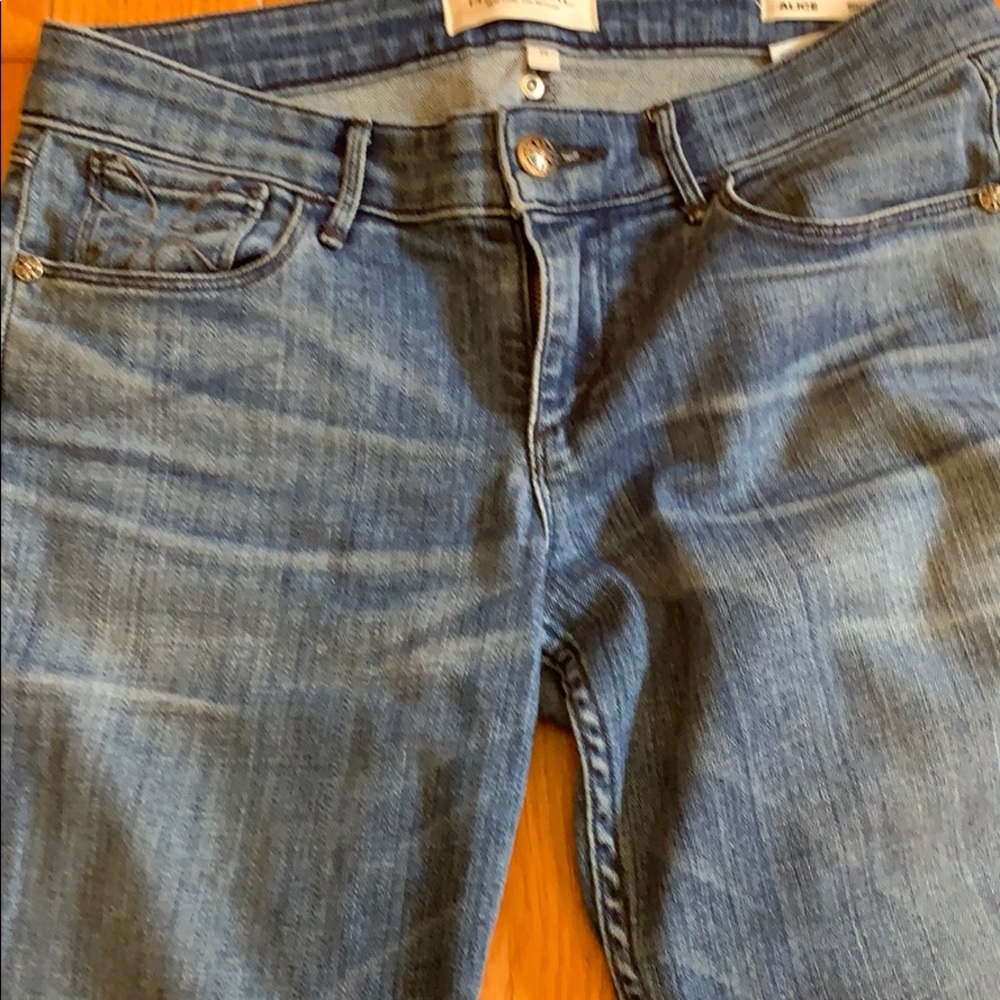 Jeans - Picture 2 of 3